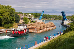 Tugboat entering Round Lake